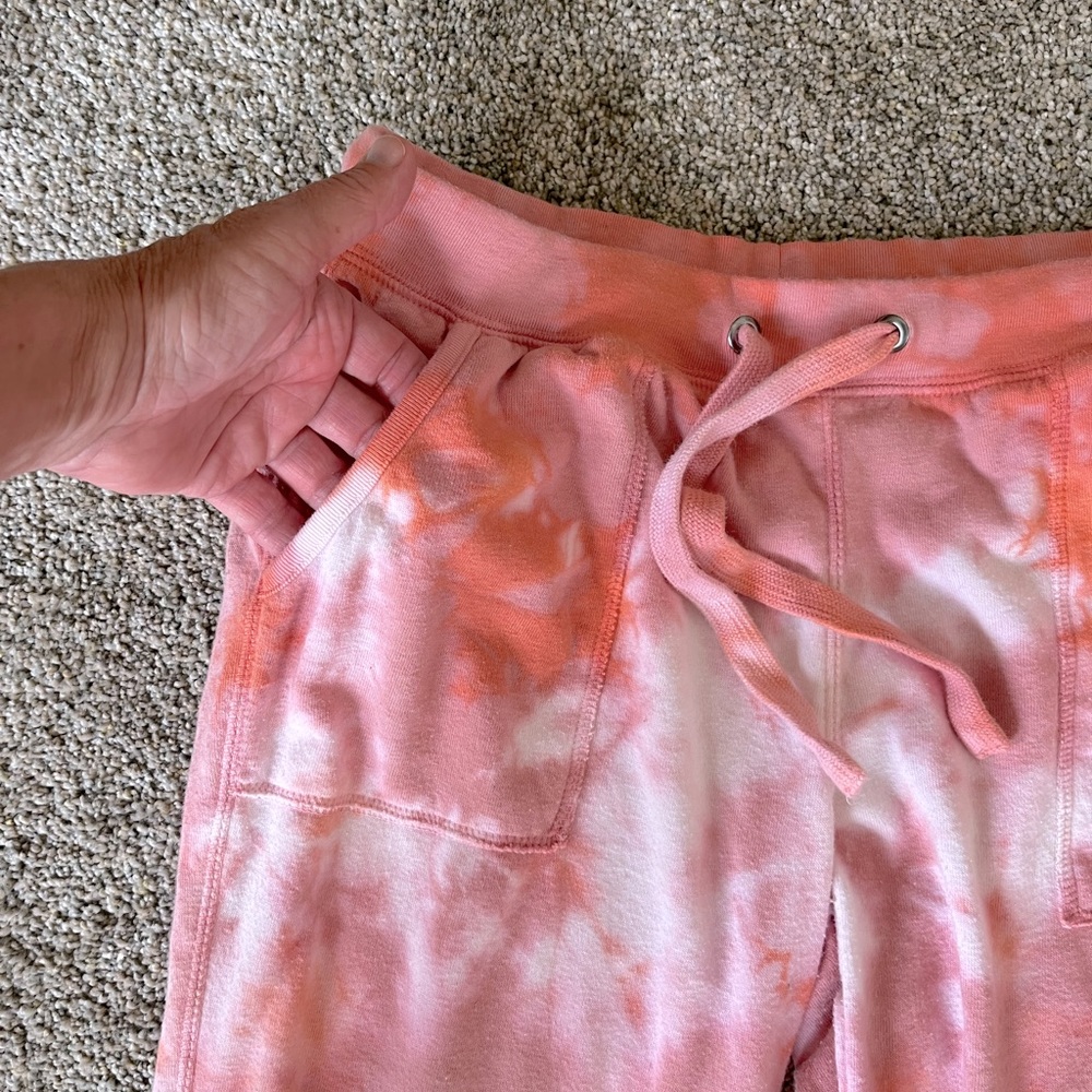 Women’s Sweatpants - Picture 3 of 5